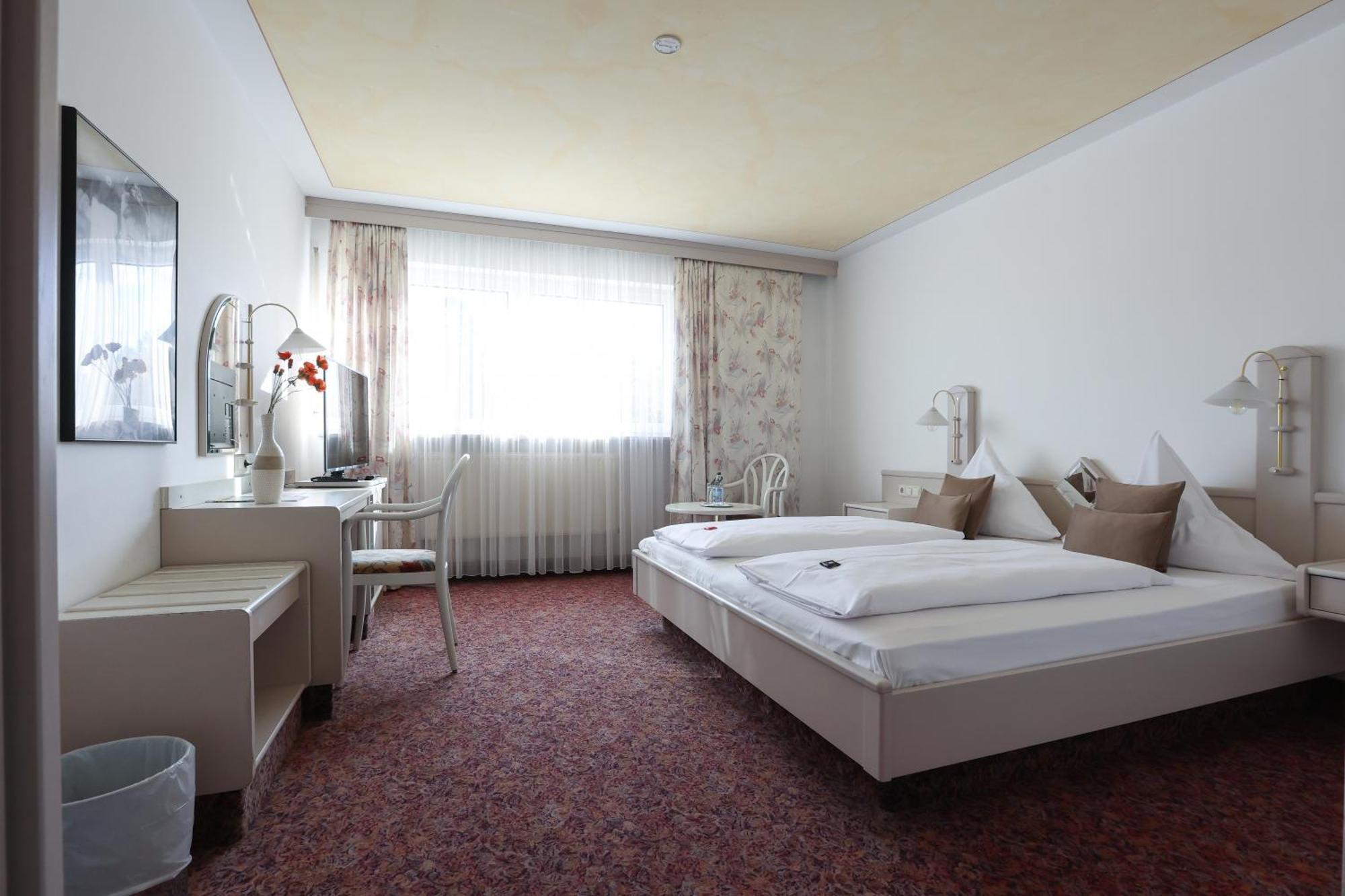 Hotel Sepp Marktoberdorf Buitenkant foto